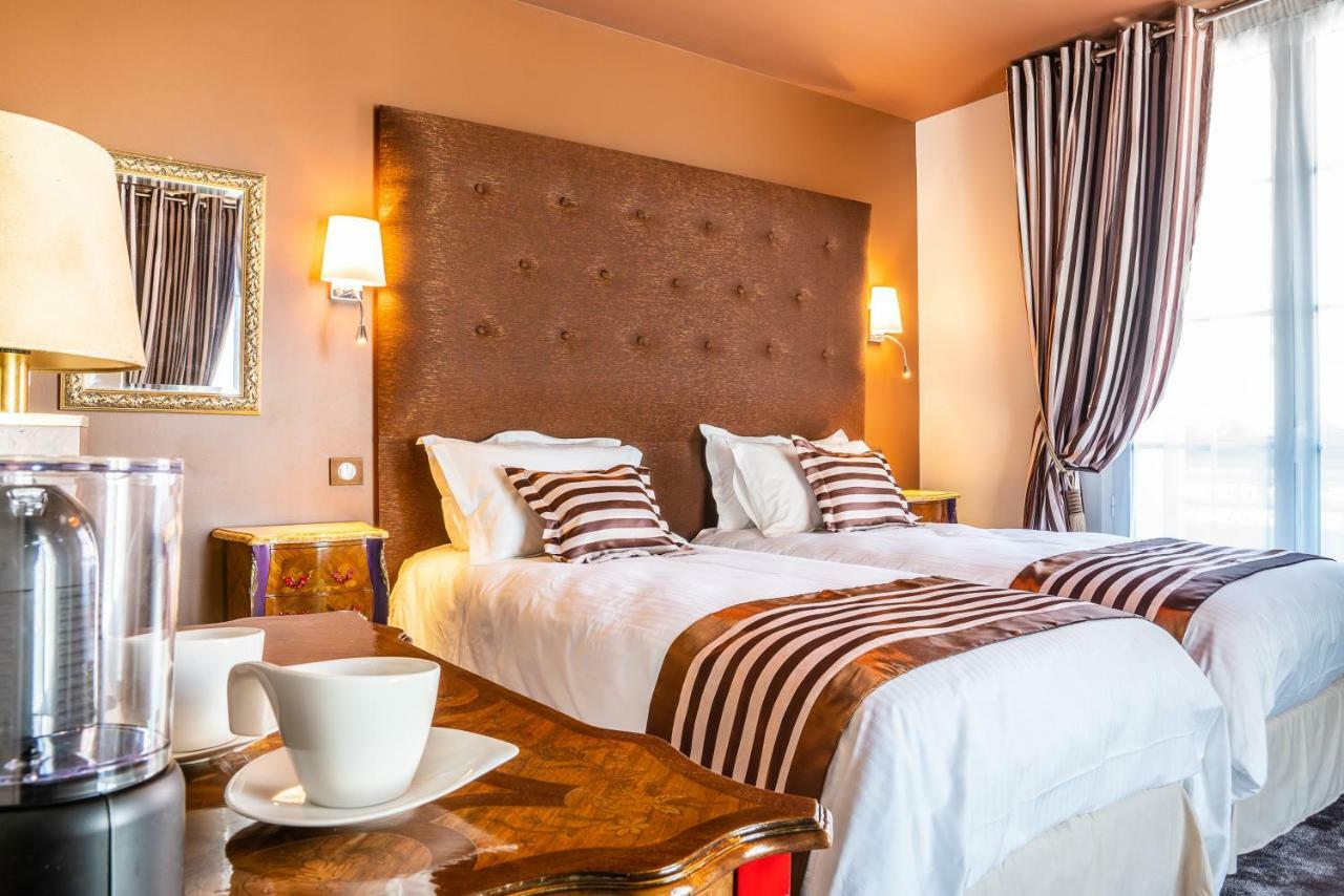 Brit Hotel Privilege Lisieux - La Villa Des Arts Екстер'єр фото